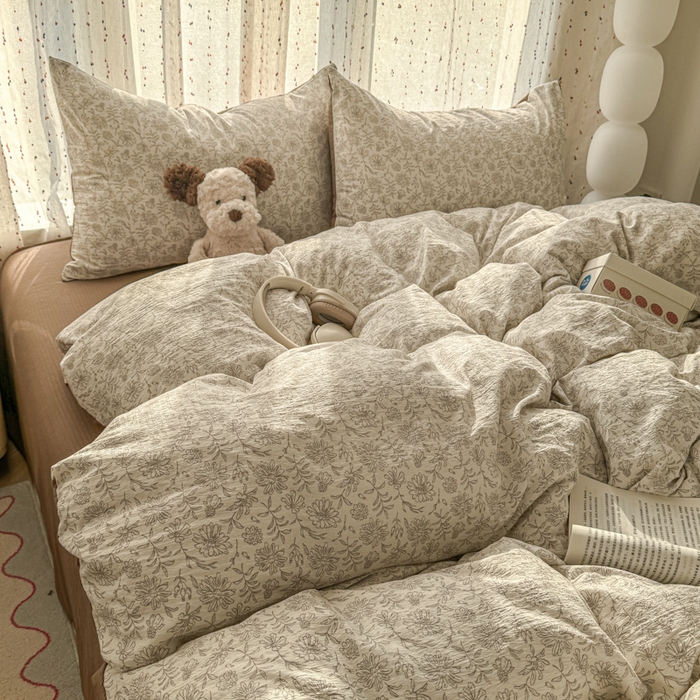 91家纺网 家纺一手货源 找家纺 艾特你 2025新款云感双层纱卡通萌趣四件套 遇见-长青藤