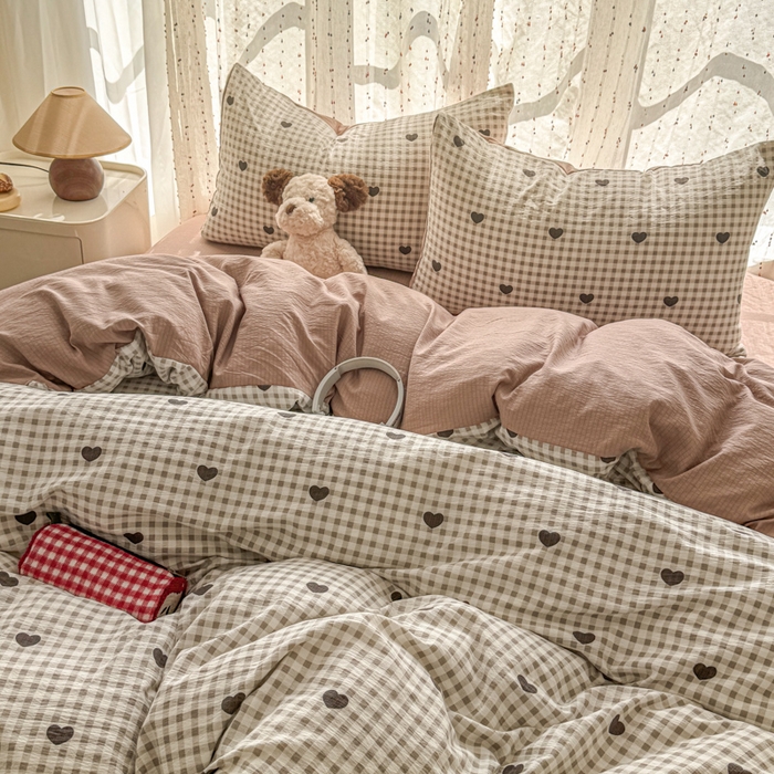 91家纺网 家纺一手货源 找家纺 艾特你 2025新款云感双层纱卡通萌趣四件套 遇见-心格