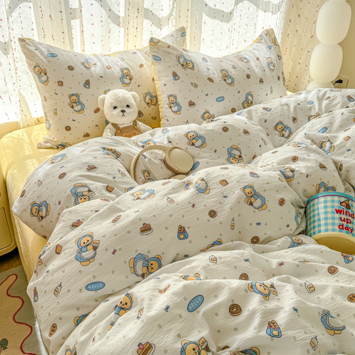 91家纺网 家纺一手货源 找家纺 艾特你 2025新款云感双层纱卡通萌趣四件套 遇见-甜点小熊