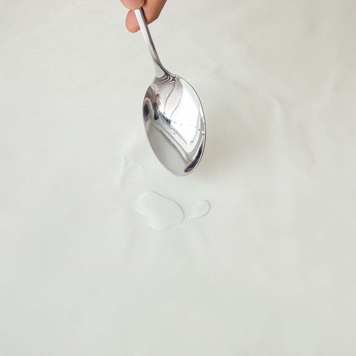 91家纺网 家纺一手货源 找家纺 （总）沐沐家纺 2025新款油蜡皮桌布