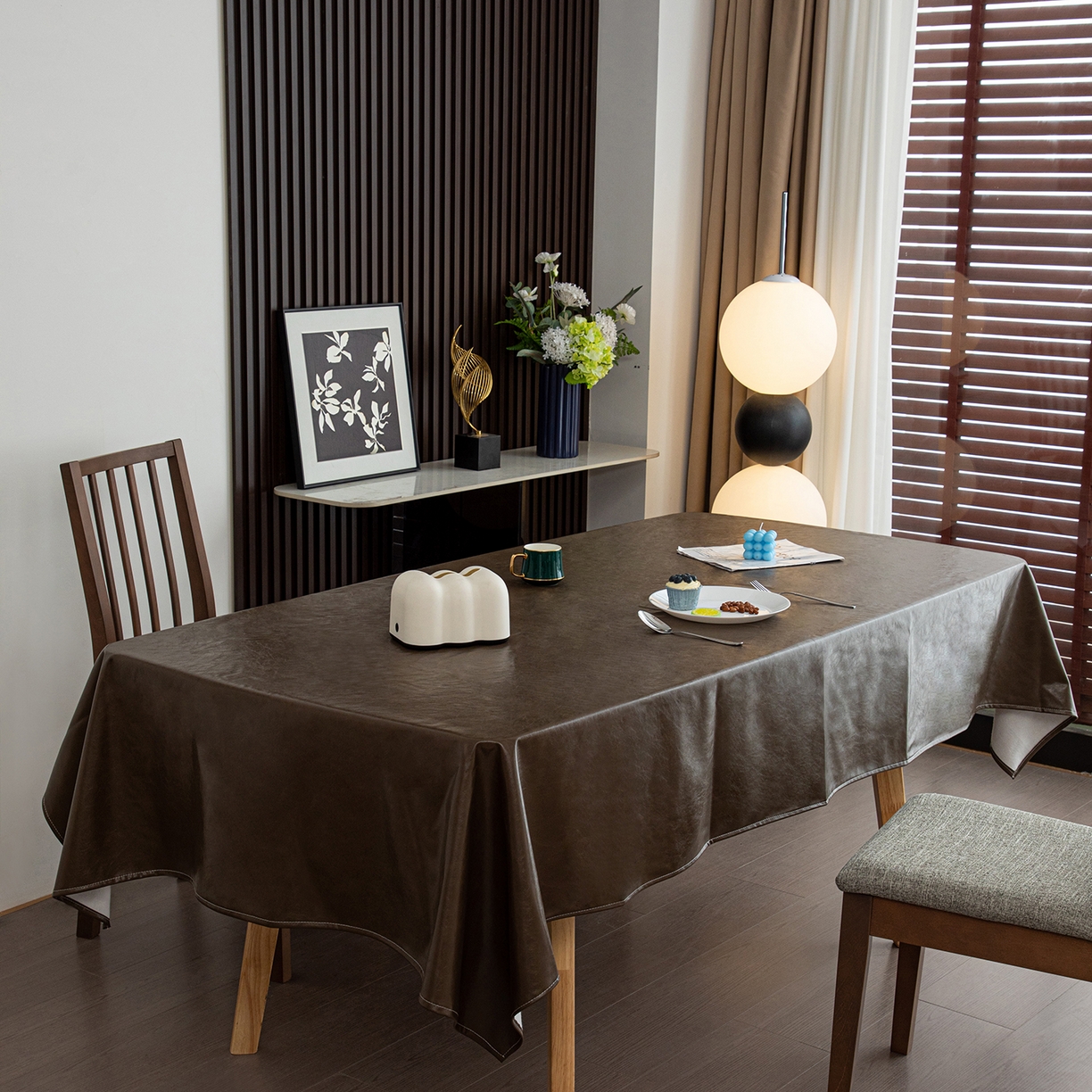 91家纺网 家纺一手货源 找家纺 沐沐家纺 2026新款油蜡皮桌布 棕色