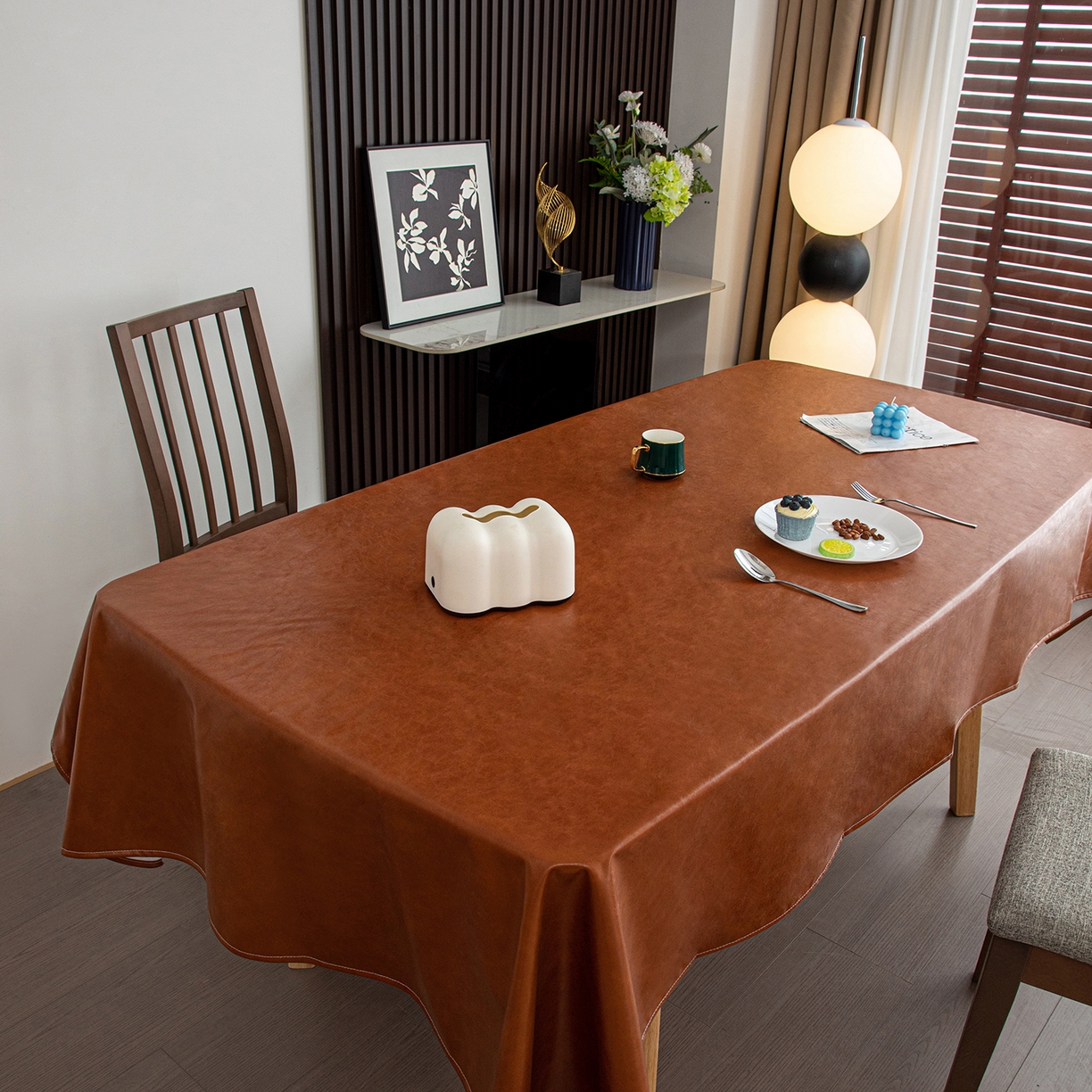 91家纺网 家纺一手货源 找家纺 沐沐家纺 2025新款油蜡皮桌布 橙色