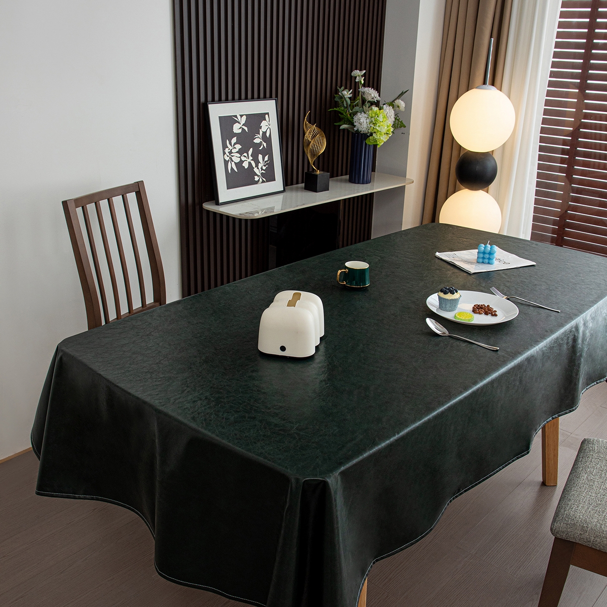 91家纺网 家纺一手货源 找家纺 沐沐家纺 2026新款油蜡皮桌布 墨绿