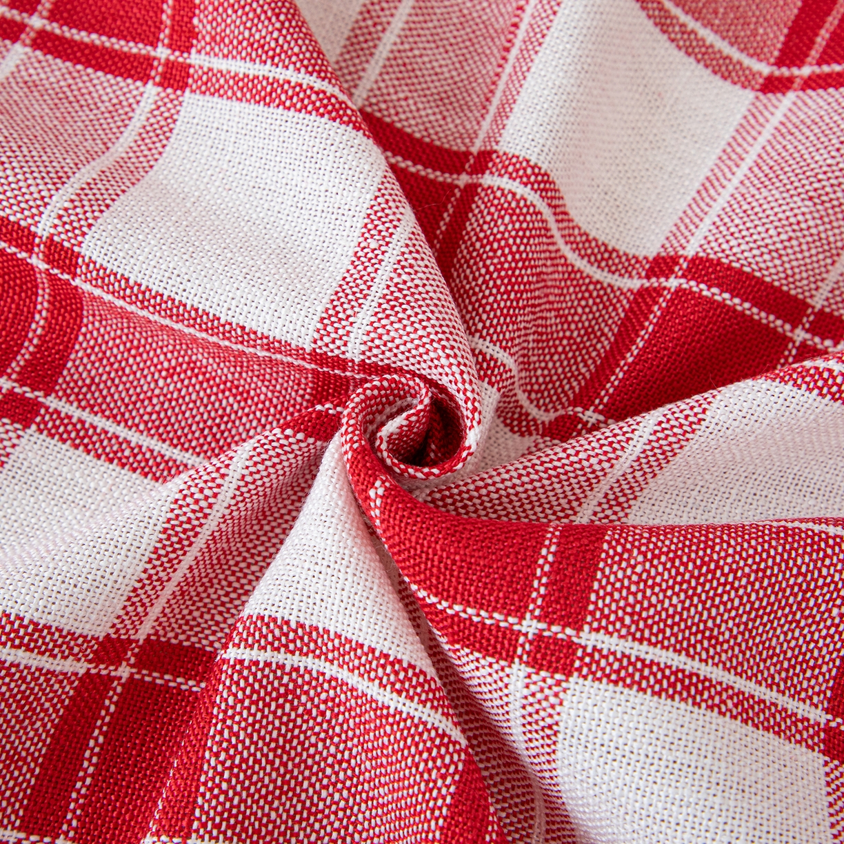 91家纺网 家纺一手货源 找家纺 沐沐家纺 2026新款棋格裙边沙发巾 红棋格