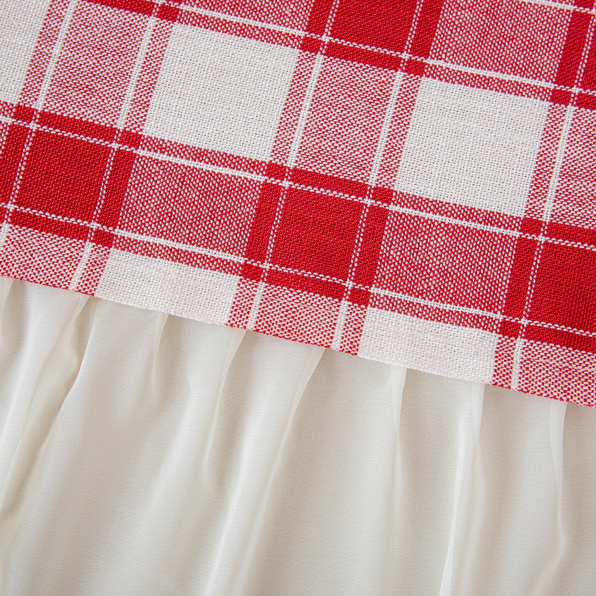 91家纺网 家纺一手货源 找家纺 沐沐家纺 2026新款棋格裙边沙发巾 红棋格