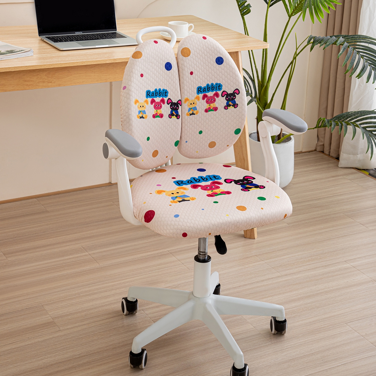 91家纺网 家纺一手货源 找家纺 沐沐家纺 2026新款冰豆豆学习椅套 彩虹兔兔