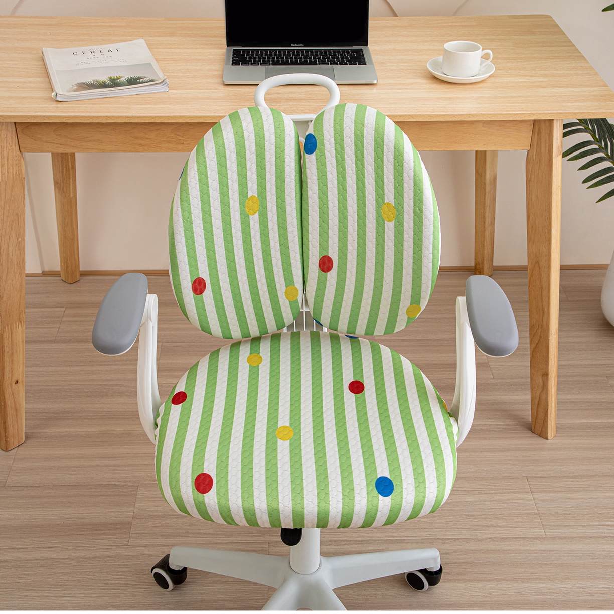 91家纺网 家纺一手货源 找家纺 沐沐家纺 2026新款冰豆豆学习椅套 彩色波点