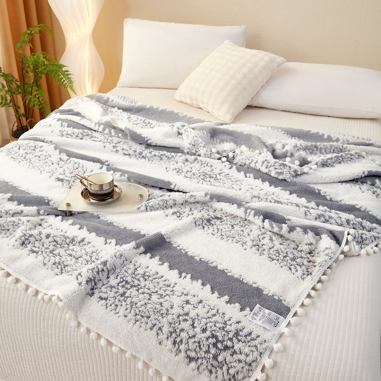 91家纺网 家纺一手货源 找家纺 肖恩毯业 2025新款阳离子双色提花雪球梦语小球毯 雪球梦语烟灰