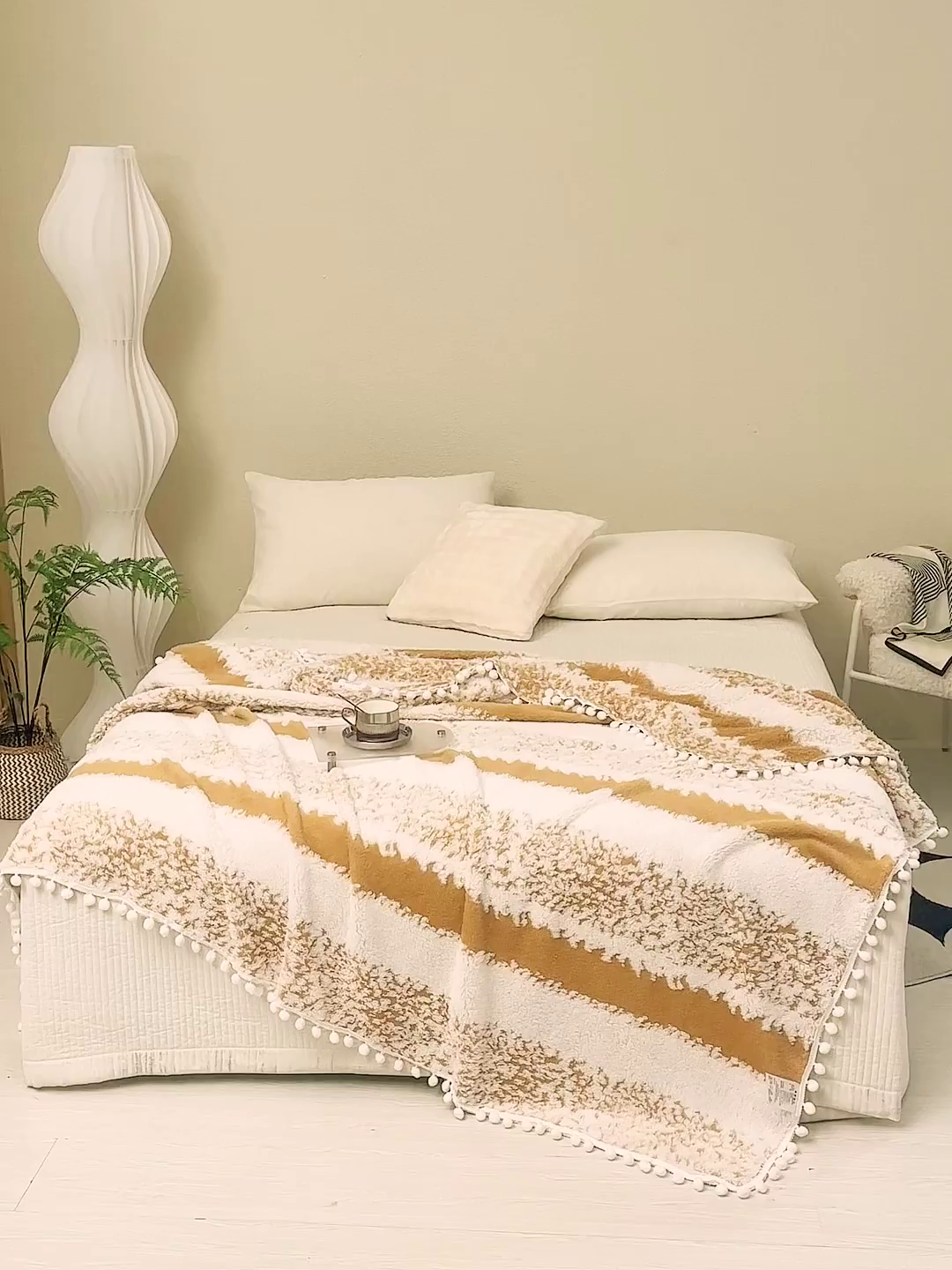 91家纺网 家纺一手货源 找家纺 （总）肖恩毯业 2025新款阳离子双色提花雪球梦语小球毯