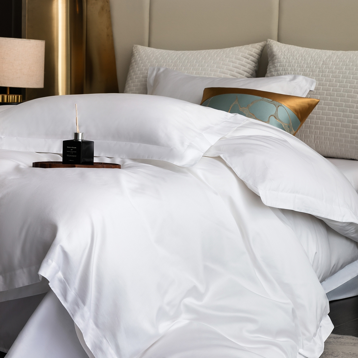 91家纺网 家纺一手货源 找家纺 澜昕 星级酒店床单被套床笠丝光贡缎纯棉四件套三件套 60*40纯白款可定制刺绣