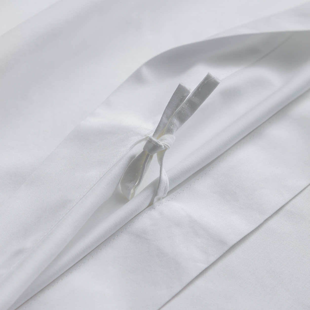 91家纺网 家纺一手货源 找家纺 澜昕 星级酒店床单被套床笠丝光贡缎纯棉四件套三件套 60*80纯白款可定制刺绣