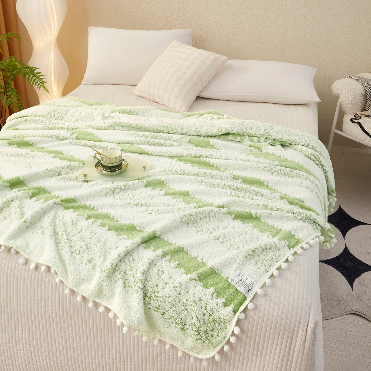 91家纺网 家纺一手货源 找家纺 肖恩毯业 2025新款阳离子双色提花雪球梦语小球毯 雪球梦语雅绿