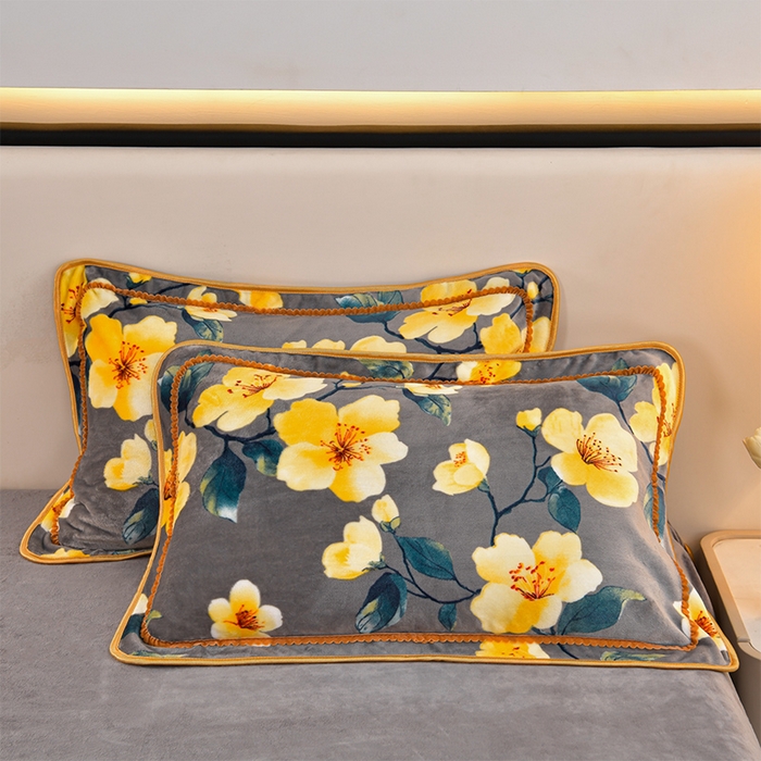 91家纺网 家纺一手货源 找家纺 诺梵家纺 2025新款8斤加厚保暖金貂绒牛奶绒印花四件套锦上添花-灰