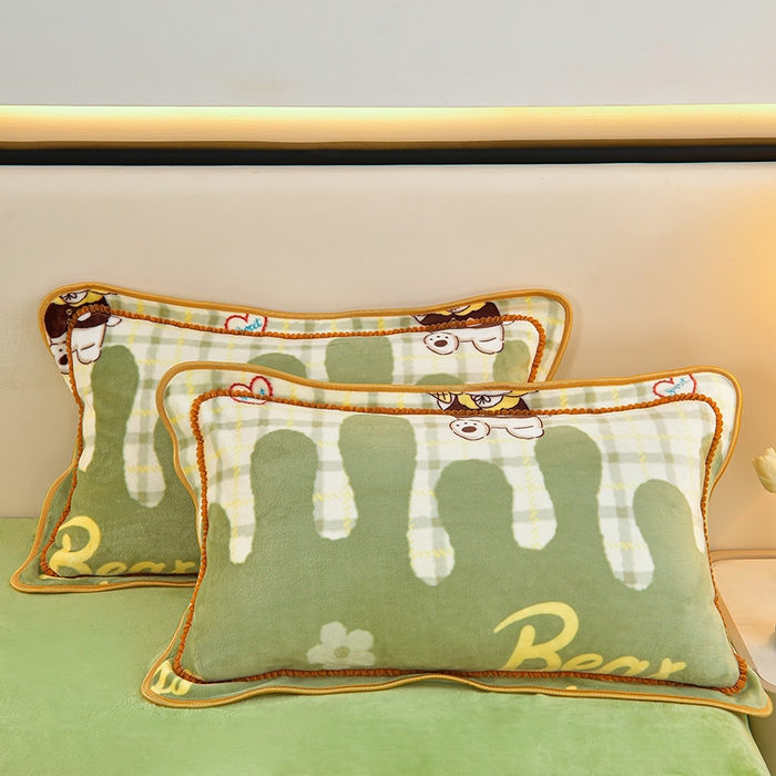 91家纺网 家纺一手货源 找家纺 诺梵家纺 2025新款8斤加厚保暖金貂绒牛奶绒印花四件套萌趣屋