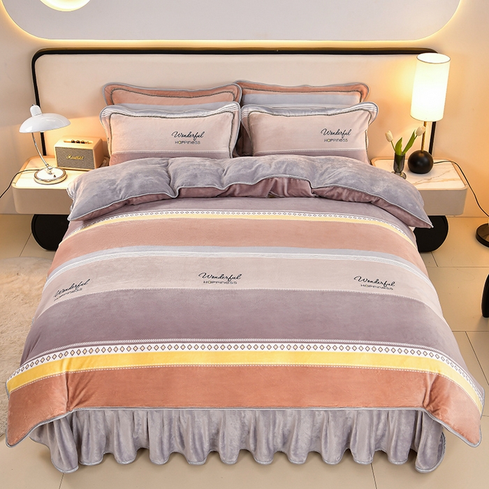 91家纺网 家纺一手货源 找家纺 诺梵家纺 2025新款8斤加厚保暖金貂绒牛奶绒印花四件套轻奢生活