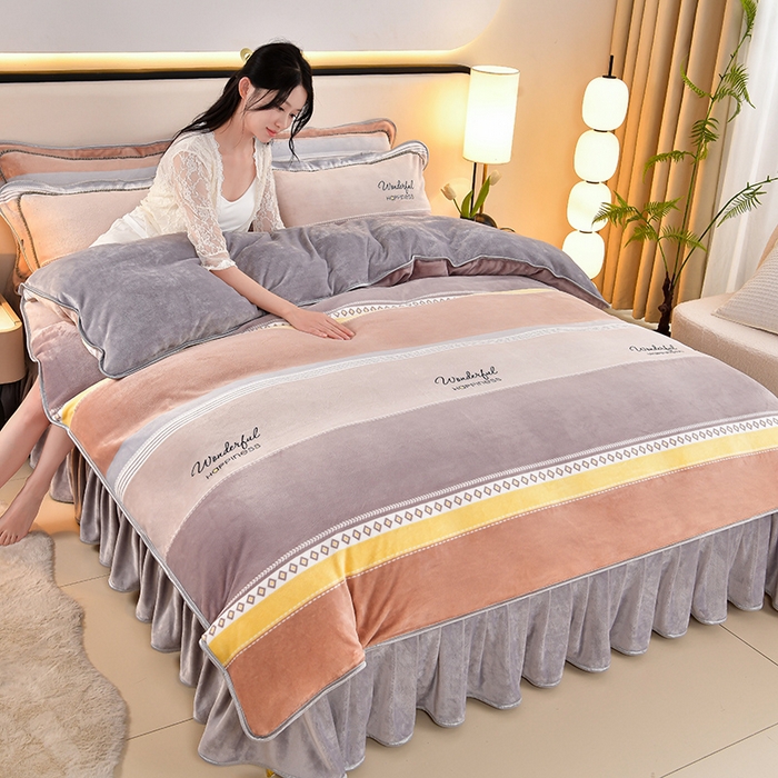 91家纺网 家纺一手货源 找家纺 诺梵家纺 2025新款8斤加厚保暖金貂绒牛奶绒印花四件套轻奢生活