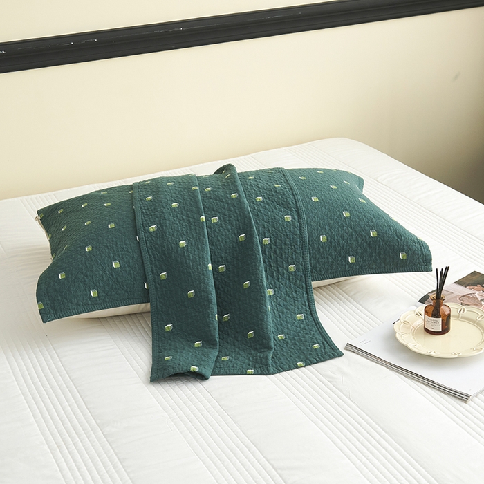 91家纺网 家纺一手货源 找家纺 悦然毛巾被 2025新款全棉纯棉三层纱水洗枕巾 立体格草绿