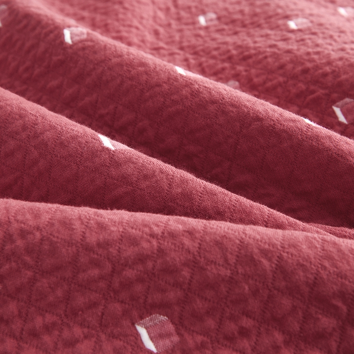 91家纺网 家纺一手货源 找家纺 悦然毛巾被 2025新款全棉纯棉三层纱水洗枕巾 立体格红