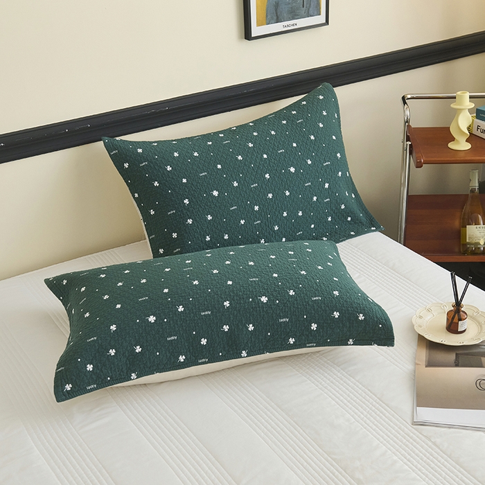 91家纺网 家纺一手货源 找家纺 悦然毛巾被 2025新款全棉纯棉三层纱水洗枕巾 银杏叶草绿