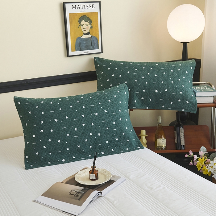 91家纺网 家纺一手货源 找家纺 悦然毛巾被 2025新款全棉纯棉三层纱水洗枕巾 银杏叶草绿