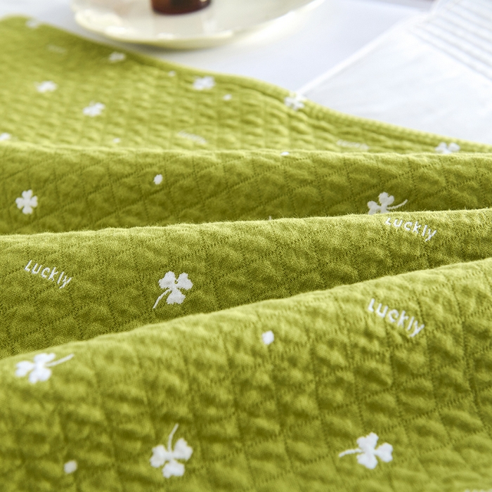 91家纺网 家纺一手货源 找家纺 悦然毛巾被 2025新款全棉纯棉三层纱水洗枕巾 银杏叶浅黄