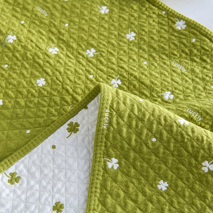 91家纺网 家纺一手货源 找家纺 悦然毛巾被 2025新款全棉纯棉三层纱水洗枕巾 银杏叶浅黄