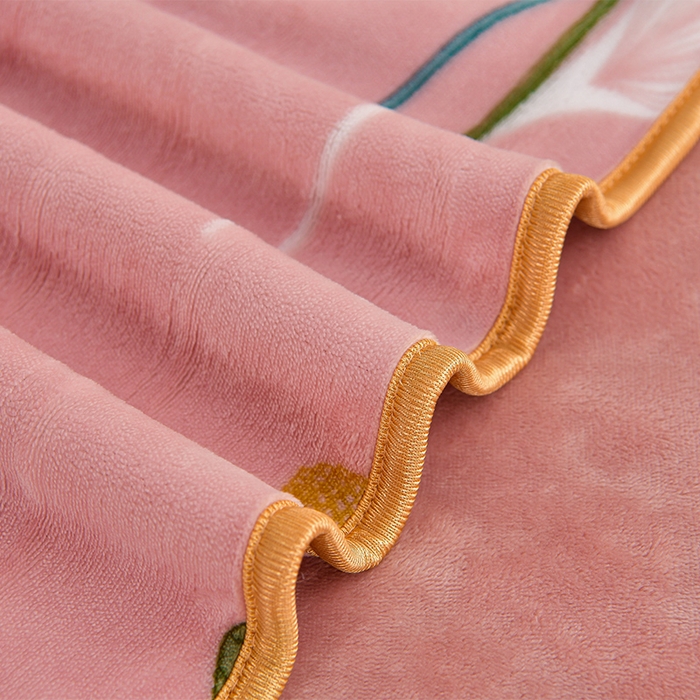 91家纺网 家纺一手货源 找家纺 诺梵家纺 2025新款8斤加厚保暖金貂绒牛奶绒印花四件套一叶知秋-粉