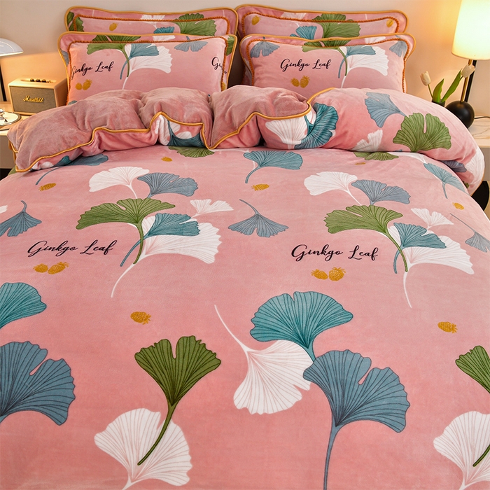 91家纺网 家纺一手货源 找家纺 诺梵家纺 2025新款8斤加厚保暖金貂绒牛奶绒印花四件套一叶知秋-粉