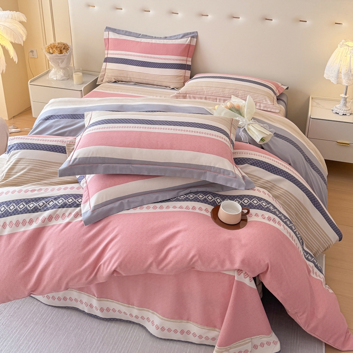 91家纺网 家纺一手货源 找家纺 铭浩 2025新款纯棉棉加厚磨毛升级喷气面料全棉四件套三件套 印象前线-粉