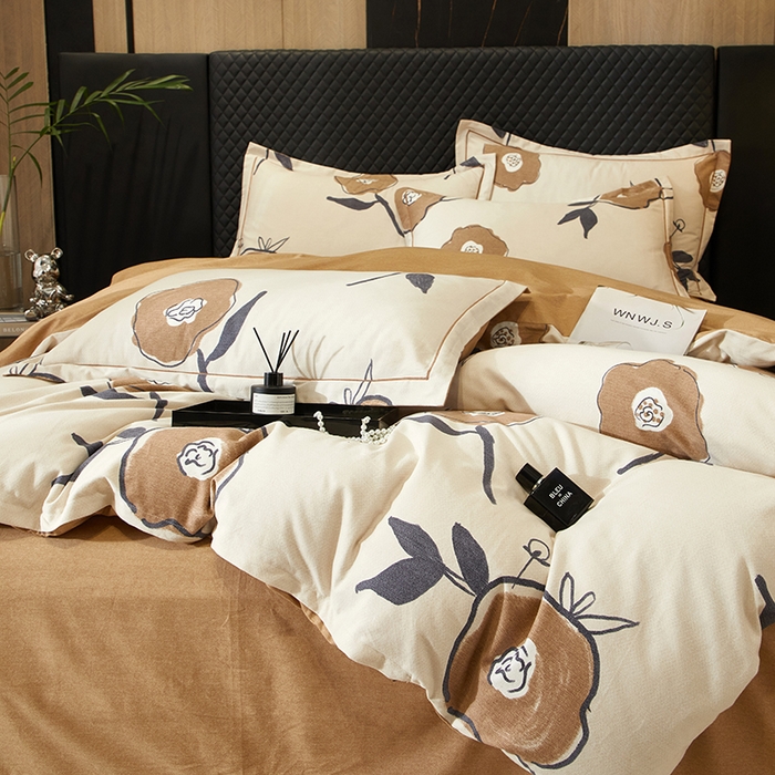 91家纺网 家纺一手货源 找家纺 帛美家纺 2025新款全棉加厚款数码印花磨毛四件套 花至