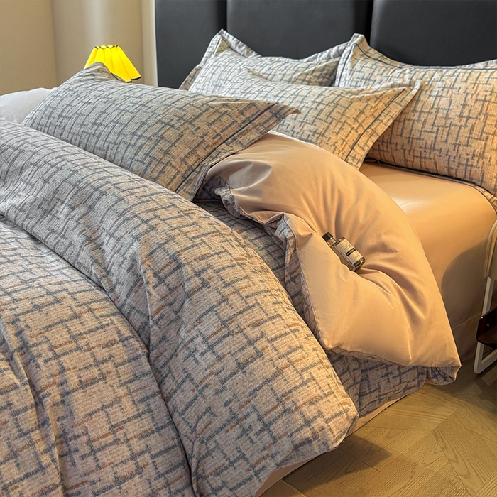 91家纺网 家纺一手货源 找家纺 帛美家纺 2025新款全棉加厚款数码印花磨毛四件套 追影