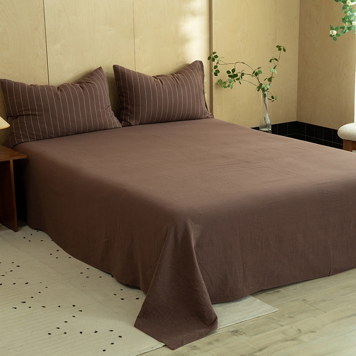 91家纺网 家纺一手货源 找家纺 棉小二 2025新款全棉色织条纹双层纱四件套 条纹咖