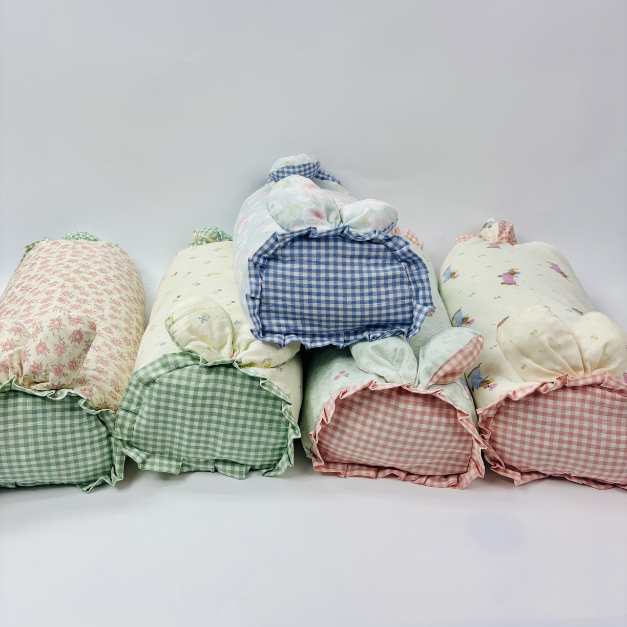 91家纺网 家纺一手货源 找家纺 眠多宝 2025新款全棉双层纱萌兔荞麦护颈枕枕头枕芯 堇香格