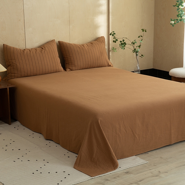 91家纺网 家纺一手货源 找家纺 棉小二 2025新款全棉色织条纹双层纱四件套 条纹驼