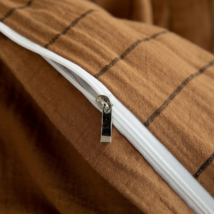 91家纺网 家纺一手货源 找家纺 棉小二 2025新款全棉色织条纹双层纱四件套 条纹驼