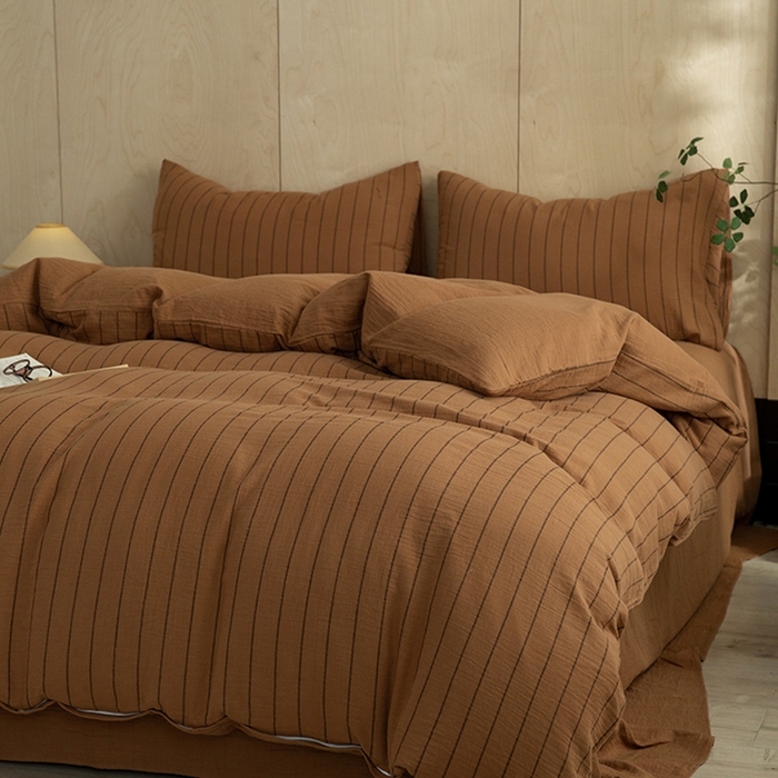 91家纺网 家纺一手货源 找家纺 棉小二 2025新款全棉色织条纹双层纱四件套 条纹驼