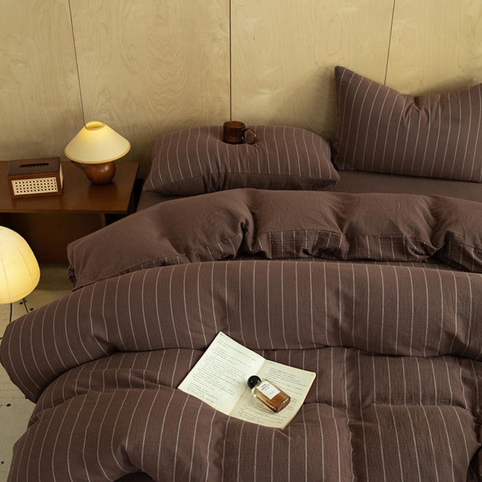 91家纺网 家纺一手货源 找家纺 棉小二 2025新款全棉色织条纹双层纱四件套 条纹咖