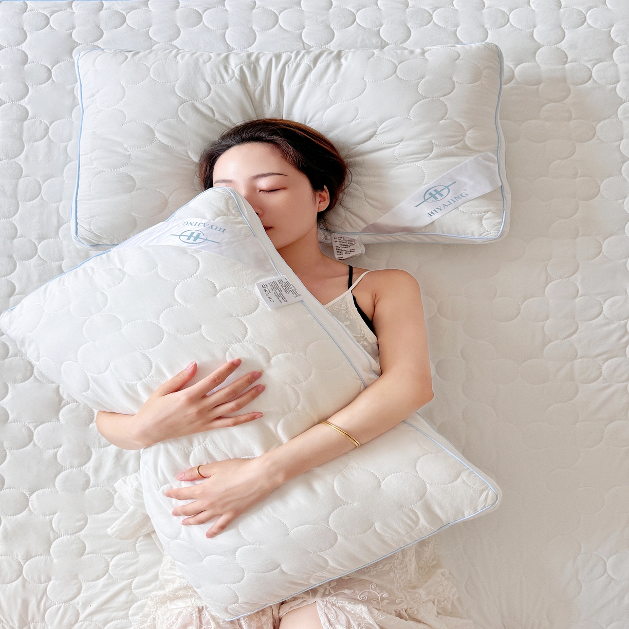 91家纺网 家纺一手货源 找家纺 （总）兜米家居 2025新款可机洗双面绗缝立体防螨云朵枕芯枕头