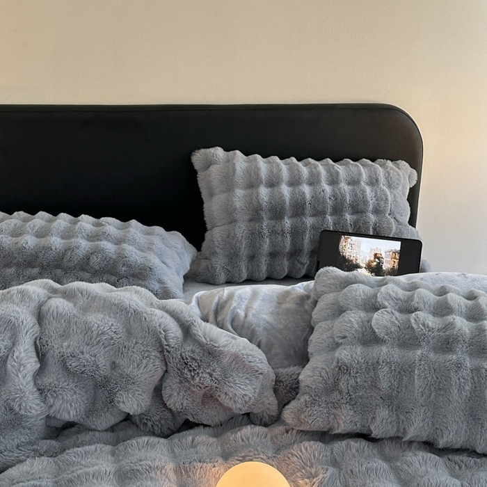 91家纺网 家纺一手货源 找家纺 酱子 2024新款高克重大兔绒牛奶绒四件套 灰蓝