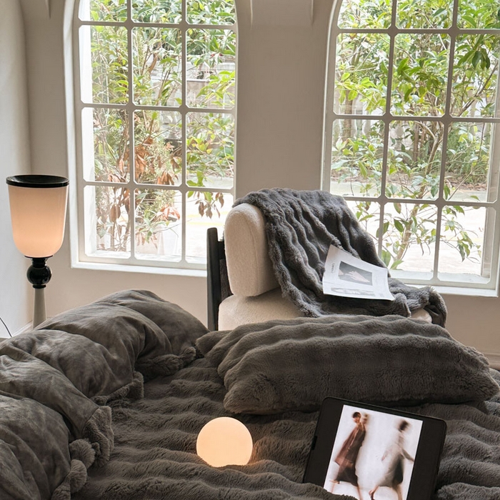 91家纺网 家纺一手货源 找家纺 酱子 2024新款高克重大兔绒牛奶绒四件套 深灰