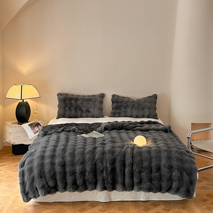 91家纺网 家纺一手货源 找家纺 （总）酱子 2024新款高克重大牛奶绒被套毯毛毯