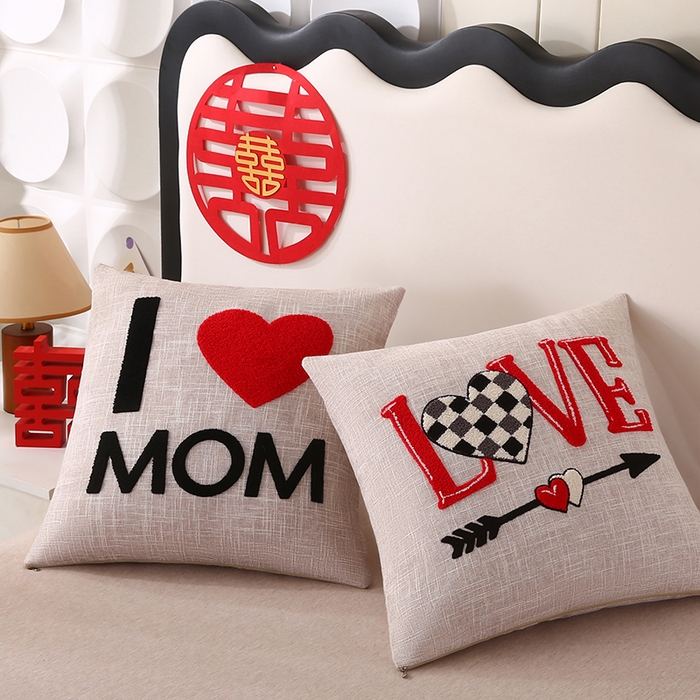 91家纺网 家纺一手货源 找家纺 贤内助家纺 2025新款爱之心结婚抱枕靠枕系列喜庆沙发靠背小抱枕喜床摆件 丘比特之箭（外套+芯）