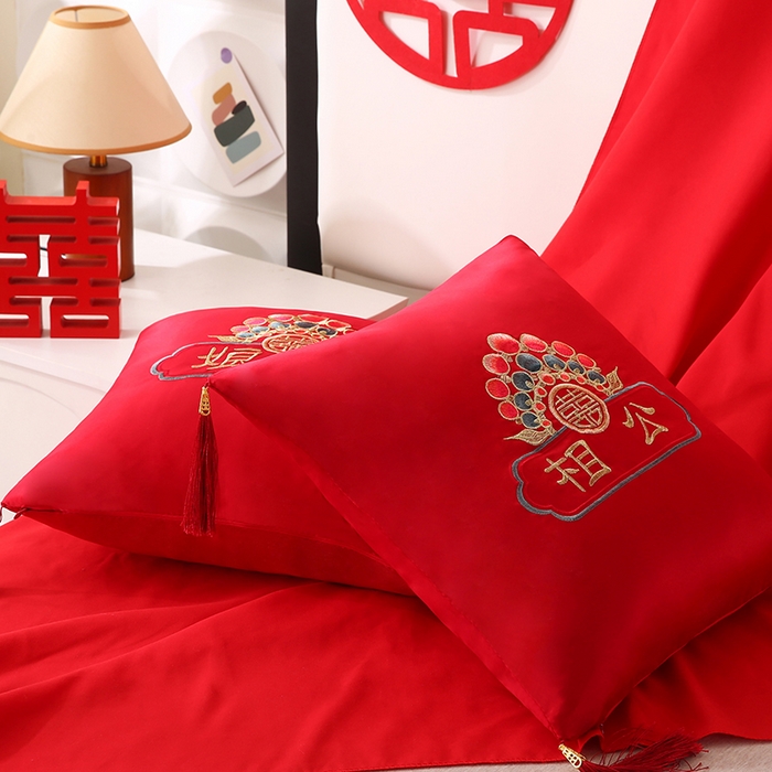 91家纺网 家纺一手货源 找家纺 贤内助家纺 2025新款新婚大喜结婚抱枕靠枕系列喜庆沙发靠背小抱枕喜床摆件 相公+娘子（外套+芯）