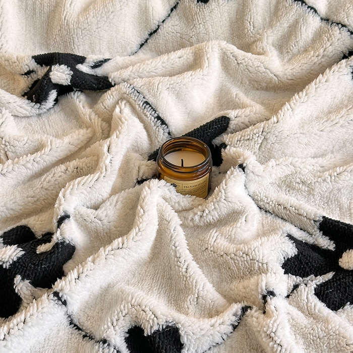 91家纺网 家纺一手货源 找家纺 沐棉家居 2025新款双层提花羊羔绒毛毯毯子 爱心花朵