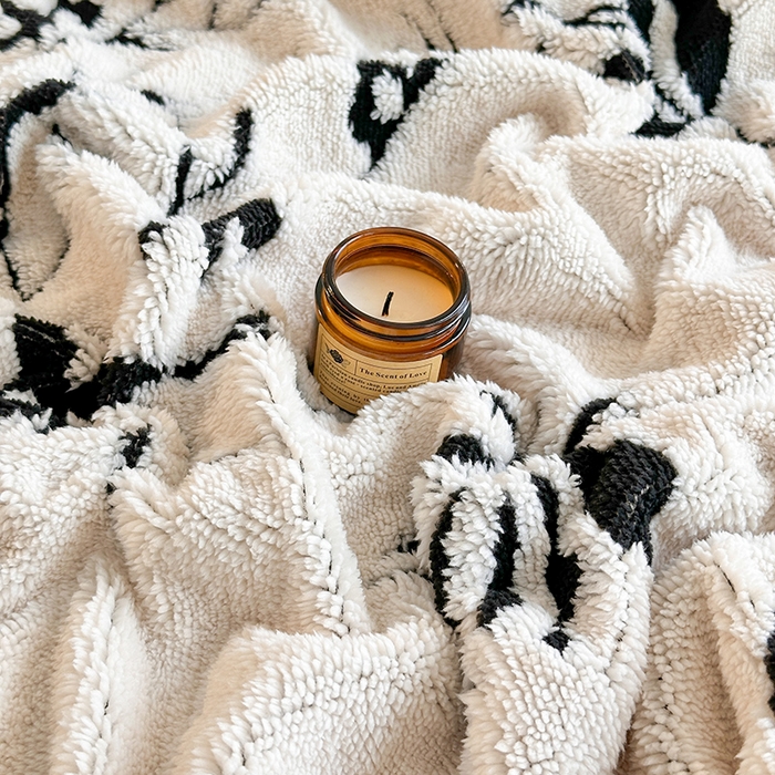 91家纺网 家纺一手货源 找家纺 沐棉家居 2025新款双层提花羊羔绒毛毯毯子 丛林蝴蝶