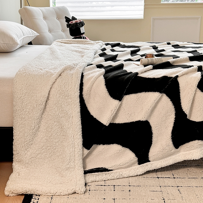 91家纺网 家纺一手货源 找家纺 沐棉家居 2025新款双层提花羊羔绒毛毯毯子 波浪纹