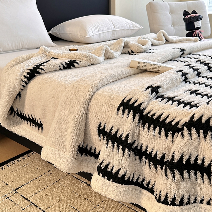 91家纺网 家纺一手货源 找家纺 沐棉家居 2025新款双层提花羊羔绒毛毯毯子 节节高