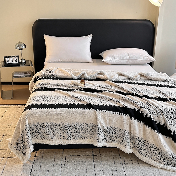 91家纺网 家纺一手货源 找家纺 沐棉家居 2025新款双层提花羊羔绒毛毯毯子 时光条