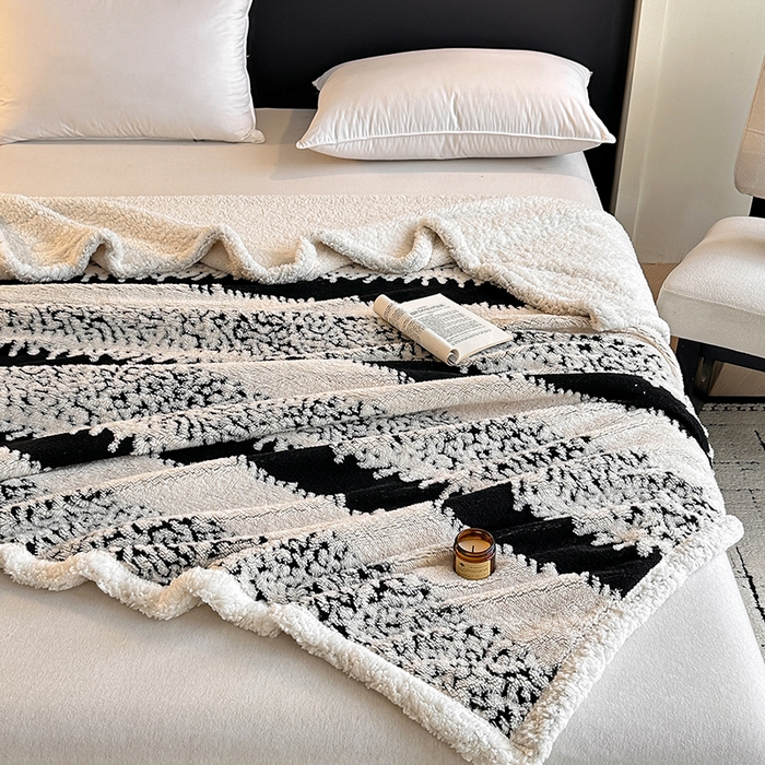 91家纺网 家纺一手货源 找家纺 沐棉家居 2025新款双层提花羊羔绒毛毯毯子 时光条