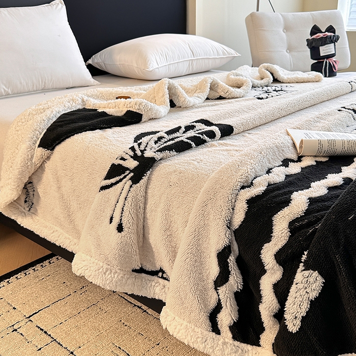 91家纺网 家纺一手货源 找家纺 沐棉家居 2025新款双层提花羊羔绒毛毯毯子 英文蝴蝶